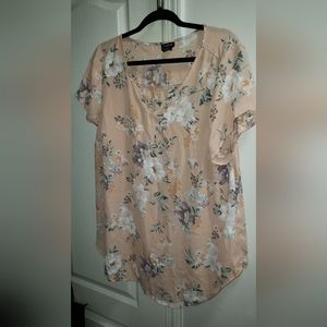 Torrid Georgette Peach Floral Chiffon Keyhole Detail Top 1X EUC